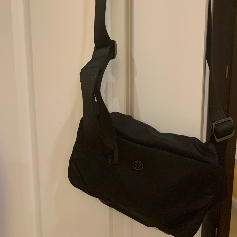 Lululemon Crossbody /Yoga Mat Bag